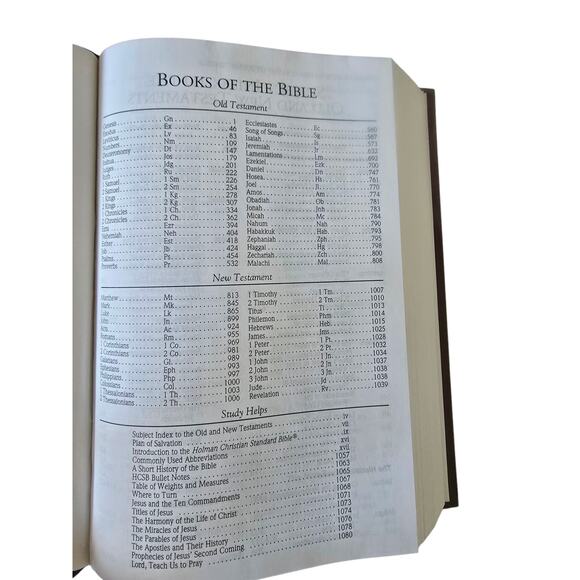 The Christian Standard Holy Bible Red Letter Edition Hardback Vintage 2004 - Picture 4 of 6